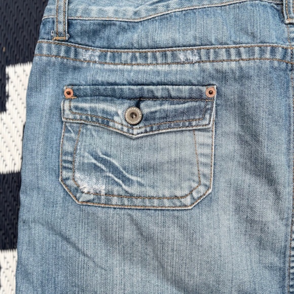 American Eagle Denim Mini Skirt - Picture 4 of 11